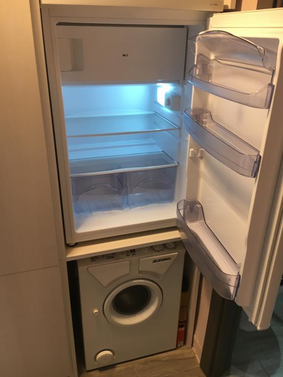 Comfort Home Apartment 1 Petrosani Luaran gambar